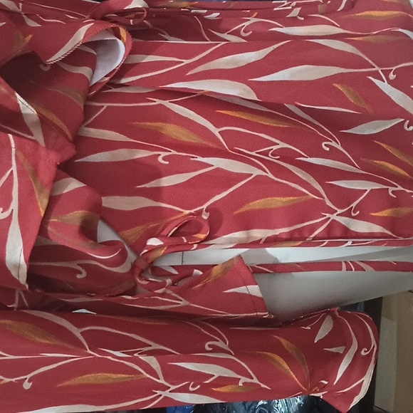 Zaga collection blouse - Picture 11 of 11